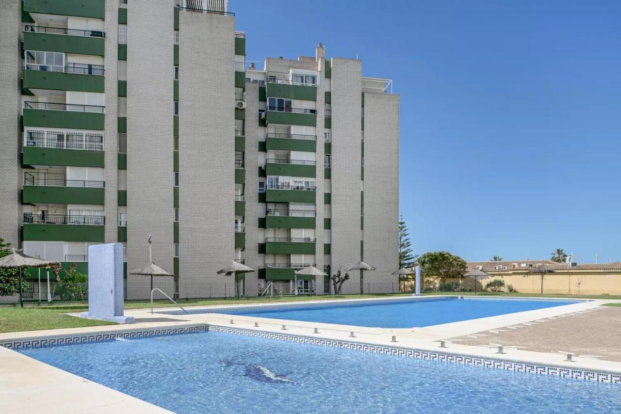Valdelagrana: Primera Linea De Playa. El Puerto de Santa Maria Exterior photo